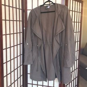Brand new, never worn light jacket/duster